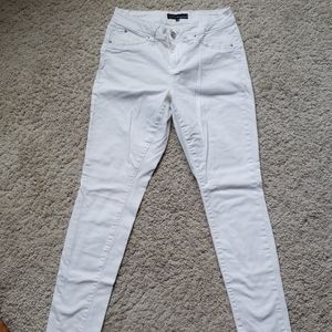 White Royalty skinny jeans. Size 8.